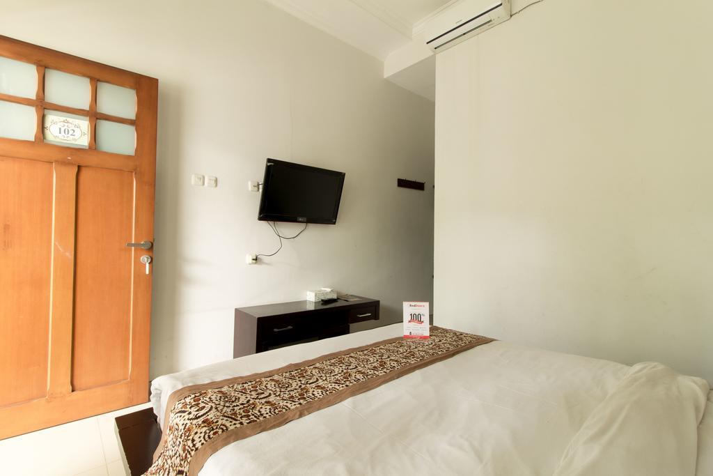 Reddoorz @ Burangrang 2* Bandung