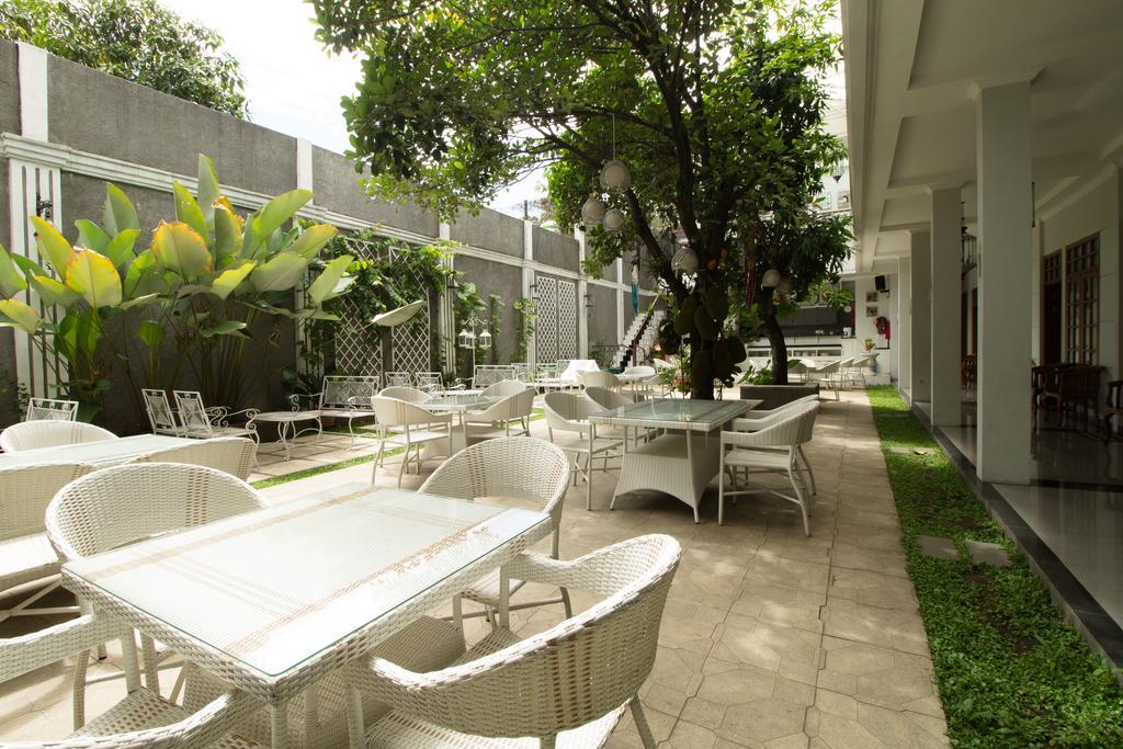 Reddoorz @ Burangrang 2* Bandung